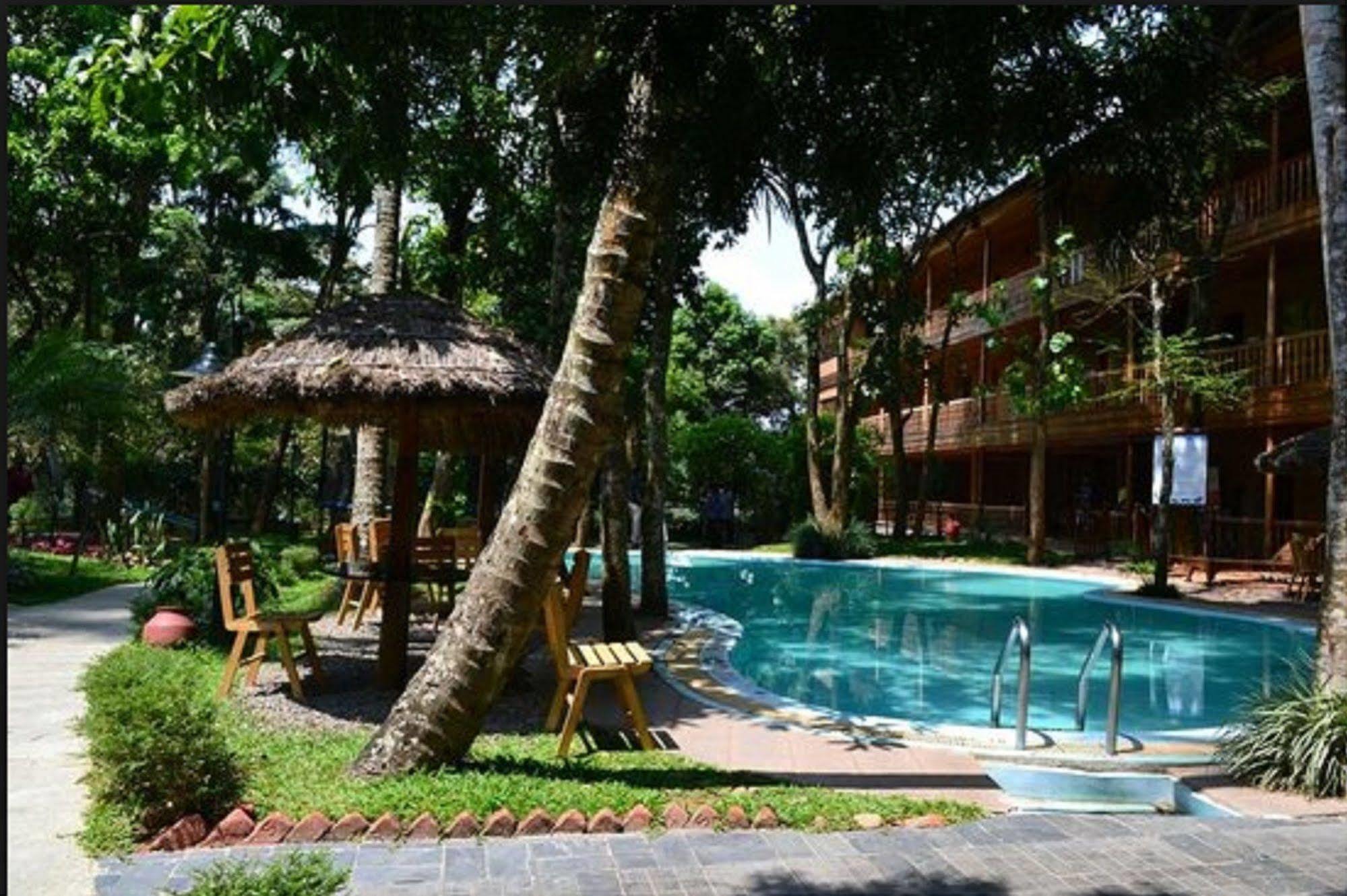 Отель Woods N Spice - Thekkady Kumily Экстерьер фото